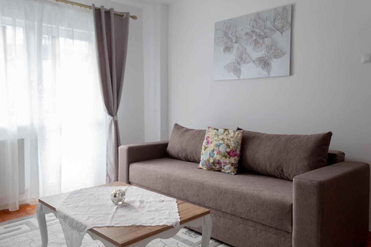 Butterfly Apartment Sibiu Exterior photo